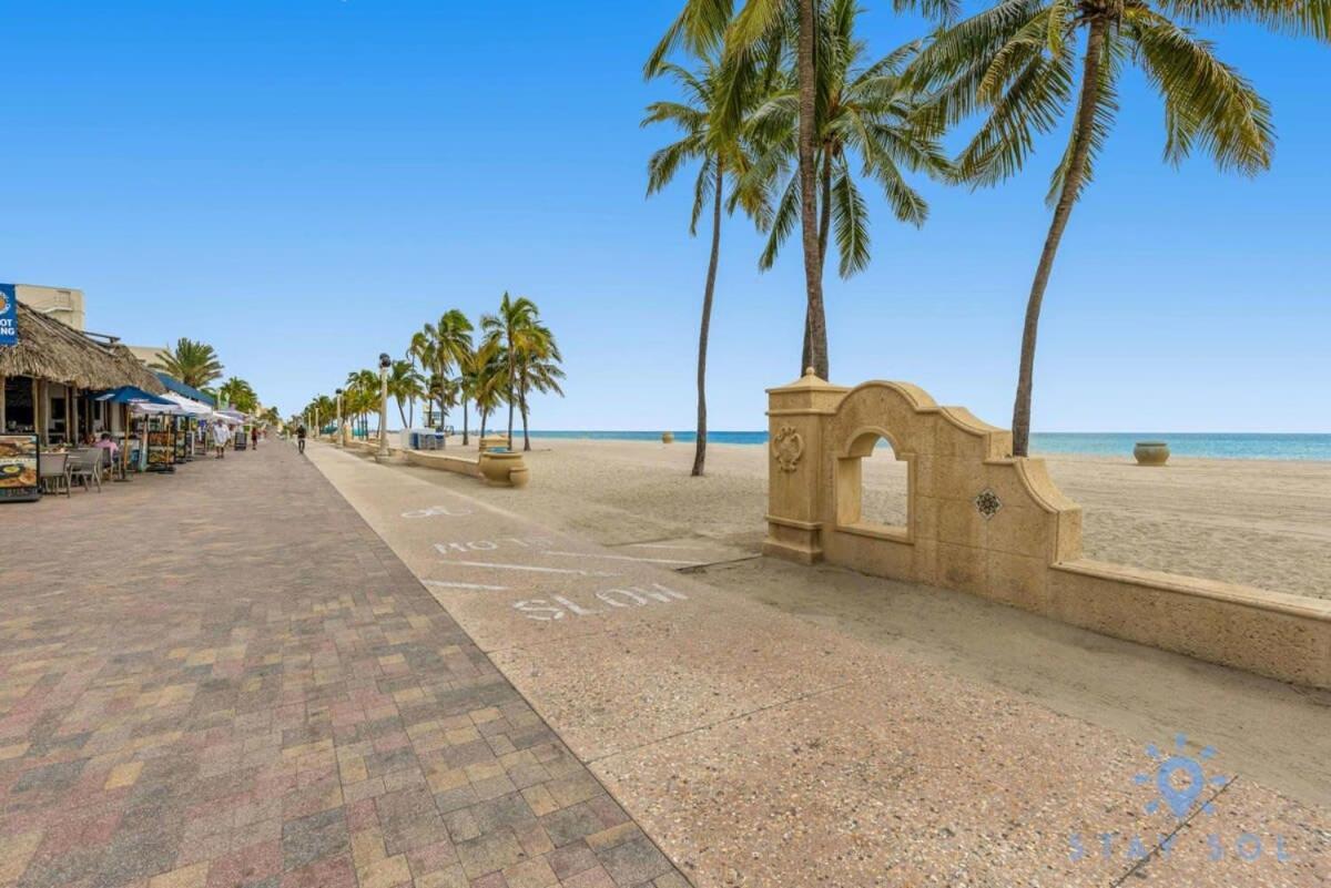 Rooftop Pool - Balcony - Hollywood Beach Broad - Walk المظهر الخارجي الصورة